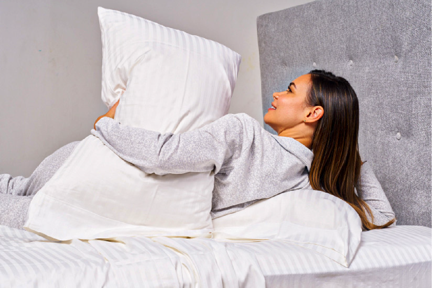 FUNDA ALMOHADA SATIN BLANCA